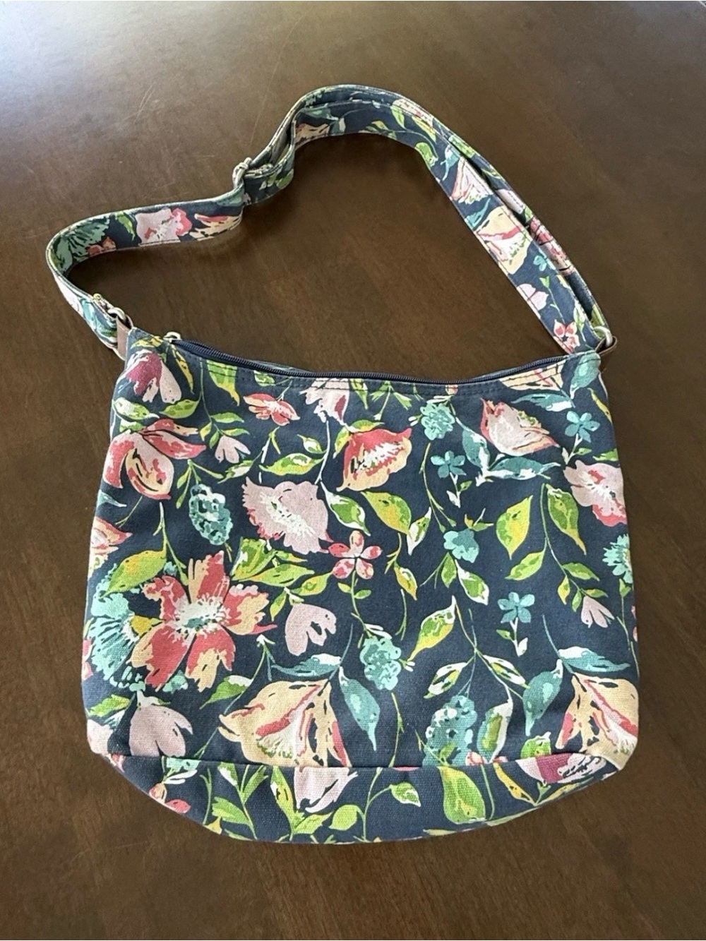 Floral Canvas Crossbody Shoulder Bag Navy Pink Multi Pocket Adjustable Strap - Picture 3 of 7